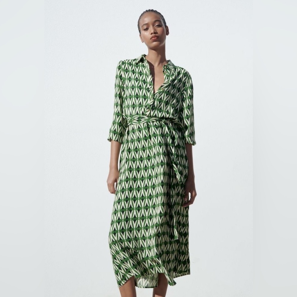 Zara Green and Cream Leaf Print Blouse